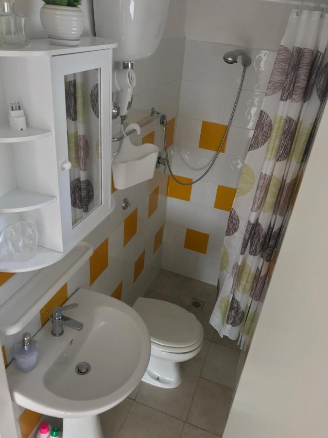 Casa Vacanze Flora Пескичи Экстерьер фото